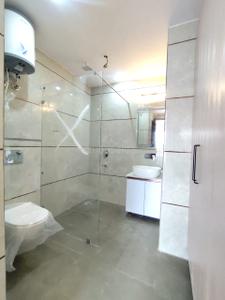 Project Image of 0.0 - 1650.0 Sq.ft 3 BHK Apartment for buy in Gem Neelam Apartment 2