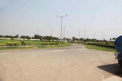 Project Image of 1305.0 - 1827.0 Sq.ft Residential Plot Plot for buy in 32nd Parkview Gaur Yamuna City