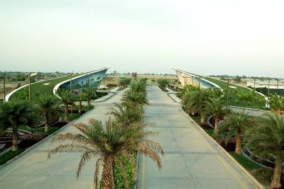 Project Image of 1305.0 - 1827.0 Sq.ft Residential Plot Plot for buy in 32nd Parkview Gaur Yamuna City