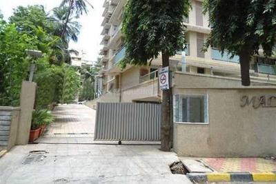 Project Image of 1800.0 - 2500.0 Sq.ft 3 BHK Apartment for buy in Wadhwa Madhur Milan