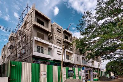 Project Image of 959.0 - 1877.0 Sq.ft 2 BHK Apartment for buy in Laksh Royal Manor
