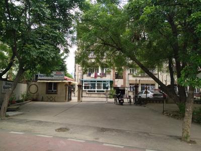 Project Image of 1200.0 - 1300.0 Sq.ft 2 BHK Apartment for buy in Purvanchal Oriental Insurenace Apartments