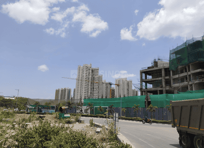 Project Image of 601.06 - 875.32 Sq.ft 2 BHK Apartment for buy in Kolte Patil Life Republic First Avenue