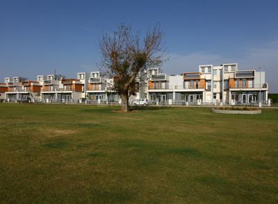 Project Image of 853.0 - 1553.0 Sq.ft 2 BHK Villa for buy in Eldeco Nora