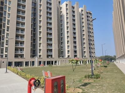 Project Image of 748 Sq.ft 2.5 BHK Apartment / Flat for sale in Sector 99A for Rs. 8000000