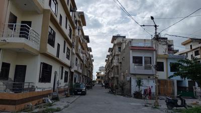 Project Image of 0.0 - 707.0 Sq.ft 2 BHK Apartment for buy in M R Singhal Dream City Apartment