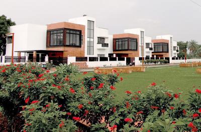 Project Image of 0.0 - 1200.0 Sq.ft 3 BHK Villa for buy in Hegde Silver Spring