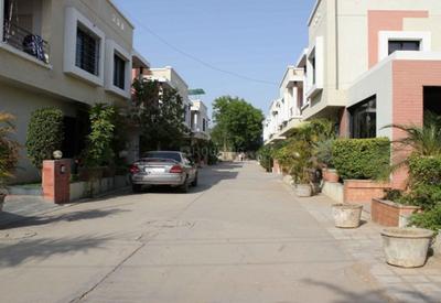 Project Image of 1980 Sq.ft 3 BHK Villa for sale in Bopal for Rs. 13700000