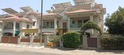 Project Image of 2700 Sq.ft 4 BHK Independent House for sale in Sola for Rs. 69100000