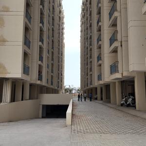Project Image of 782 Sq.ft 2.5 BHK Apartment / Flat for sale in Girdharipura for Rs. 3200000
