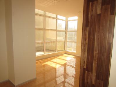 Indigo Ville 6 Bedroom 1