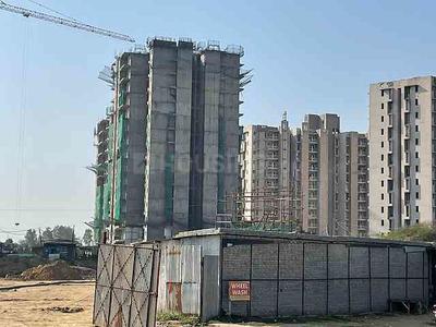 Project Image of 605.26 - 645.84 Sq.ft 2 BHK Apartment for buy in Conscient Habitat 102