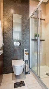 RR Shreeram Euphoria Bathroom 1