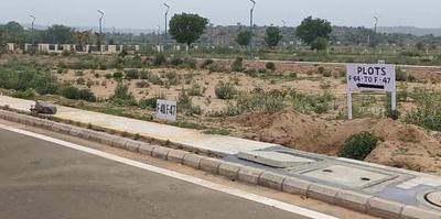 Project Image of 661.33 - 1464.75 Sq.ft Residential Plot Plot for buy in Supertech Hill Estate
