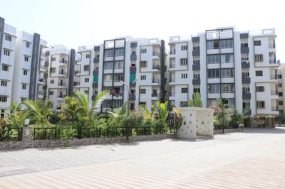 Project Image of 0.0 - 1305.0 Sq.ft 2 BHK Apartment for buy in Radheyshyam Residency