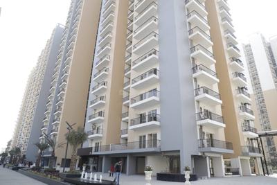 Project Image of 609.13 - 900.29 Sq.ft 2 BHK Apartment for buy in Panchsheel Greens II Tower E6 E7 D3 And D4