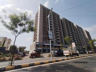Project Image of 860.57 - 865.96 Sq.ft 3 BHK Apartment for buy in Empire Skypark