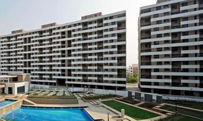 Project Image of 1114.0 - 1355.0 Sq.ft 3 BHK Apartment for buy in Kalpataru Estate Building 8