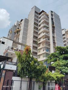 Project Image of 1000 Sq.ft 3 BHK Apartment / Flat for sale in Chanakyapuri for Rs. 11000000