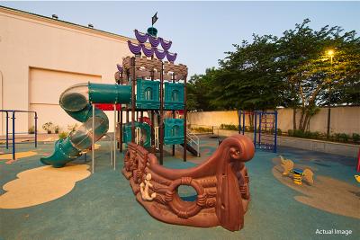 Project Image of 701.48 - 1056.26 Sq.ft 2 BHK Apartment for buy in Hiranandani Castalia