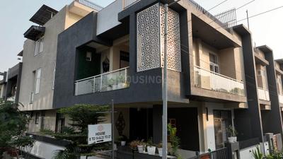 Project Image of 1721.0 - 2446.0 Sq.ft 3 BHK Villa for buy in Bungalow 71