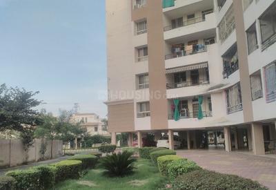 Project Image of 1050.0 - 1375.0 Sq.ft 2 BHK Apartment for buy in Gulmohar City - Apartment