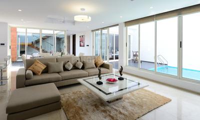 Project Image of 3000.0 - 3800.0 Sq.ft 3 BHK Villa for buy in Urbania Villas Phase I
