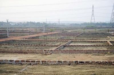 Project Image of 1500.0 - 2000.0 Sq.ft Residential Plot Plot for buy in Radha Madhab Nagar