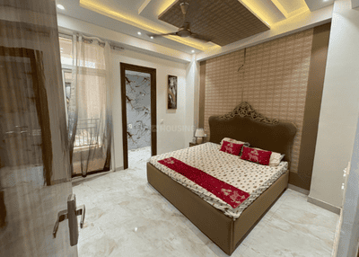 Shivi Prime Villa Bedroom 1