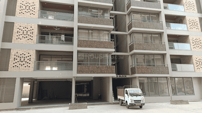 Project Image of 2082.28 - 2614.12 Sq.ft 4 BHK Apartment for buy in Pearl The Grand Eastern Phase II