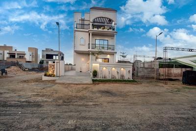Project Image of 1815.0 - 1957.0 Sq.ft 4.5 BHK Villa for buy in Broadleaf 15