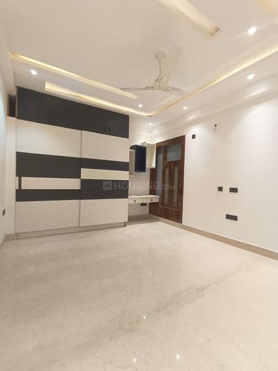 Living Ultra Luxurious Floors - Image 3