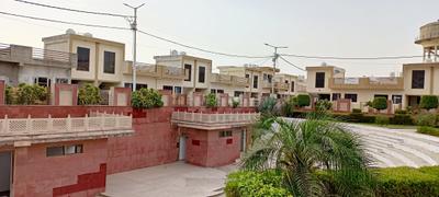 Project Image of 0.0 - 707.0 Sq.ft 2 BHK Apartment for buy in M R Singhal Dream City Apartment