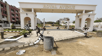 Project Image of 2240.0 - 2794.0 Sq.ft 3 BHK Apartment for buy in Royal Avenue