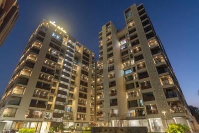 Project Image of 1126.0 - 1297.44 Sq.ft 3 BHK Apartment for buy in Shreepad Infinia