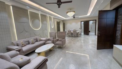 Project Image of 1750.0 - 4200.0 Sq.ft 4 BHK Builder Floor for buy in Shinee Luxury Homes
