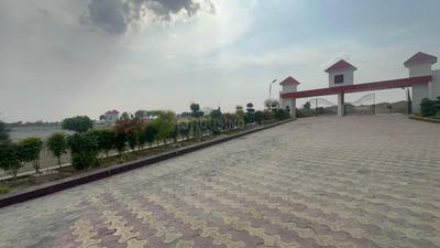 Project Image of 1000.0 - 3000.0 Sq.ft Residential Plot Plot for buy in SSC New Tirupati Paradise Project 2