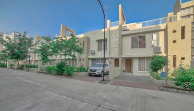 Project Image of 0.0 - 1608.56 Sq.ft 3 BHK Villa for buy in Mahindra Bloomdale Row House 11 55 To 60