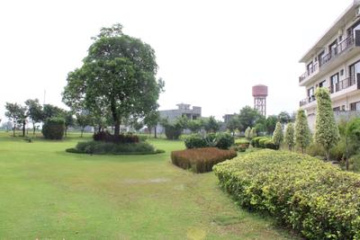 Project Image of 900.0 - 2250.0 Sq.ft Residential Plot Plot for buy in Chandigarh Royale City