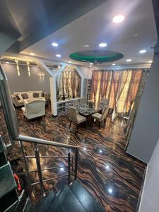 Project Image of 1200.0 - 2300.0 Sq.ft 3 BHK Builder Floor for buy in Ambey Luxury Flats