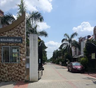 Golden Boulevard Villa