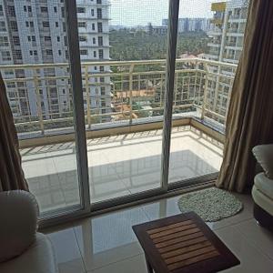Mantri Flora Balcony 1