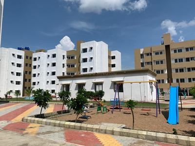 Project Image of 640.0 - 833.0 Sq.ft 1 BHK Apartment for buy in Eden Park