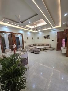 Project Image of 0.0 - 2100.0 Sq.ft 3 BHK Apartment for buy in Golden Avenue Premium Floors