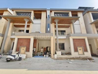 Project Image of 0.0 - 4300.0 Sq.ft 4 BHK Villa for buy in Madhuvan Signature Villa