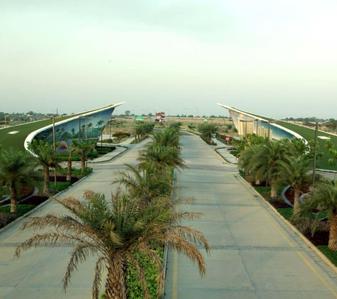 Project Image of 1305.0 - 1827.0 Sq.ft Residential Plot Plot for buy in 32nd Parkview Gaur Yamuna City