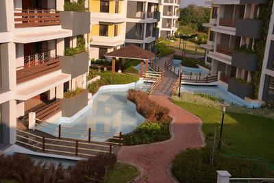 Project Image of 780.0 - 2730.0 Sq.ft 1 BHK Studio Apartment for buy in Naiknavare Esmeralda