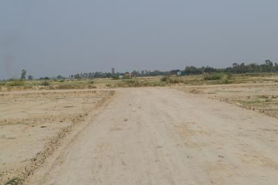 Project Image of 1000.0 - 1240.0 Sq.ft Residential Plot Plot for buy in E Square City