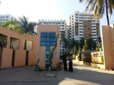 Project Image of 1440.0 - 1835.0 Sq.ft 2 BHK Apartment for buy in Golden Palms