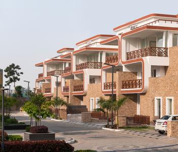 Project Image of 1875 Sq.ft 3 BHK Apartment / Flat for sale in Sushant Golf City for Rs. 17500000